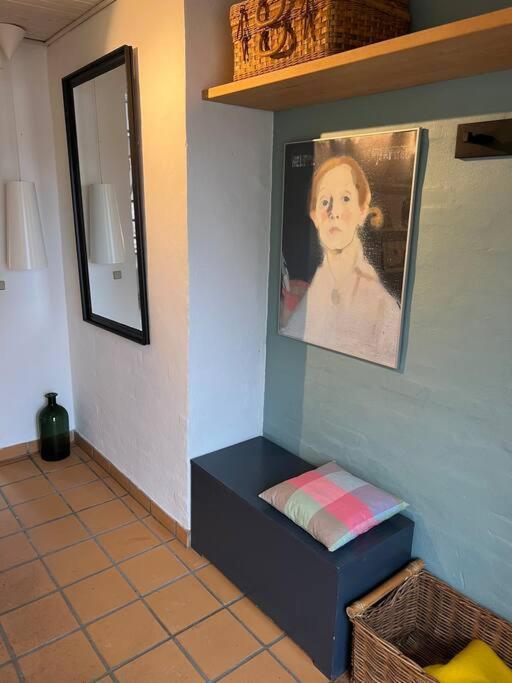 Skont Hus Pa Landet Taet Pa Billund Villa Give Exterior foto